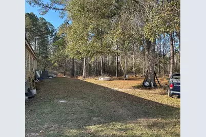 686 Victory Circle, Lyons, GA 30436 - Photo 11