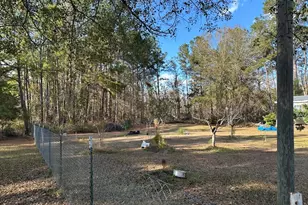 686 Victory Cir, Lyons, GA 30436 - Photo 19