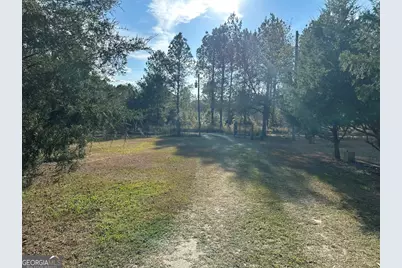 686 Victory Circle, Lyons, GA 30436 - Photo 15