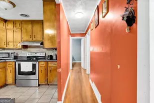 2123 Westover Dr, East Point, GA 30344 - Photo 9