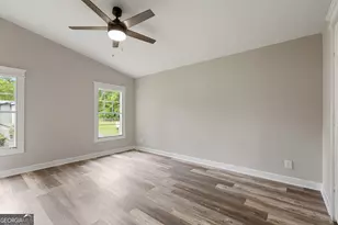 160 Sarah Dr, Brunswick, GA 31525 - Photo 23