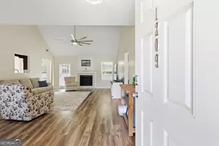 1209 Peacock Trail, Hinesville, GA 31313 - Photo 9