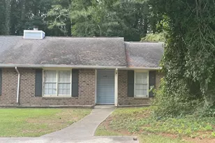 145 Belle Dr, Fayetteville, GA 30214 - Photo 1