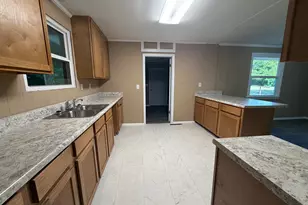 6045 Skipperton Rd, Macon, GA 31216 - Photo 11