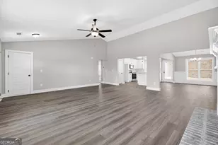 97 Wards Creek Rd, Toccoa, GA 30577 - Photo 9