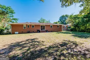 104 Skyway Dr, Warner Robins, GA 31088 - Photo 3