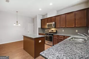 5090 Breezewood Cir, Alpharetta, GA 30004 - Photo 7