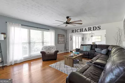 2037 Pine Tree Trail, Gainesville, GA 30501 - Photo 15