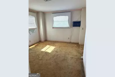 130 S Washington Street, Lyons, GA 30436 - Photo 7