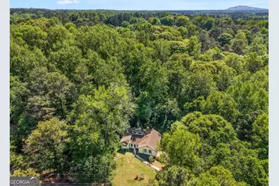 1373 Fairfield Drive SW, Lilburn, GA 30047 - Photo 5