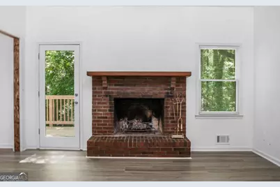 1373 Fairfield Drive SW, Lilburn, GA 30047 - Photo 9