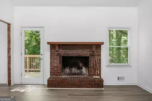 1373 Fairfield Dr SW, Lilburn, GA 30047 - Photo 9