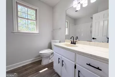 1033 Chestnut Hill Circle SW, Marietta, GA 30064 - Photo 11
