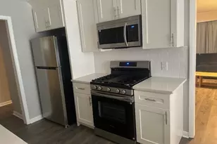 702 Victoria Cir, Dublin, GA 31021 - Photo 11
