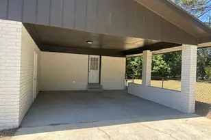702 Victoria Cir, Dublin, GA 31021 - Photo 5