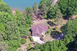 1700 Harbor Light Marina Rd, Lavonia, GA 30553 - Photo 11