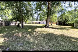 422 S Macon St, Ludowici, GA 31316 - Photo 13