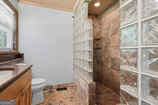 1563 Rockbridge Rd, Stone Mountain, GA 30087 - Photo 23