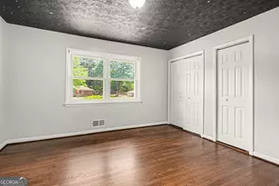 1563 Rockbridge Rd, Stone Mountain, GA 30087 - Photo 15