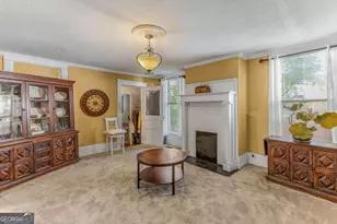 211 W 34th St, Savannah, GA 31401 - Photo 9