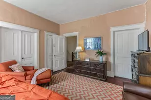 211 W 34th St, Savannah, GA 31401 - Photo 25