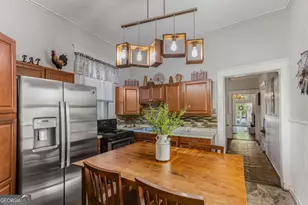 211 W 34th St, Savannah, GA 31401 - Photo 17