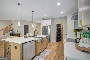 209 Maddington Ct, Senoia, GA 30276 - Photo 9