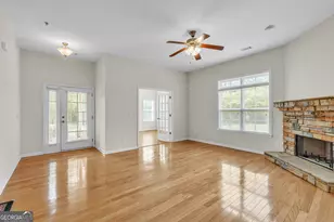 31 Thomaston St, Newnan, GA 30263 - Photo 5