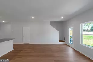 5420 Biltmore Dr, Atlanta, GA 30349 - Photo 11