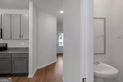 5420 Biltmore Drive, Atlanta, GA 30349 - Photo 3