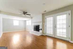 905 N Lassetter Cir, Villa Rica, GA 30180 - Photo 5