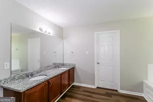 7634 Pine Gables Dr, Riverdale, GA 30296 - Photo 13