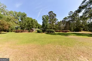 39 Adams St, Jesup, GA 31545 - Photo 3