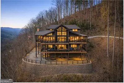 585 Genessee, Blue Ridge, GA 30513 - Photo 3