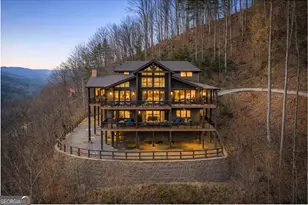 585 Genessee, Blue Ridge, GA 30513 - Photo 3