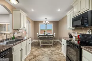 304 Worchester Cir, Perry, GA 31069 - Photo 11