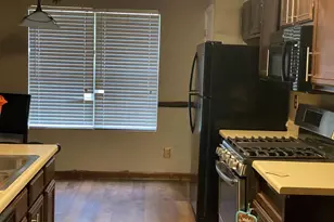 656 Kilkenny Cir, Lithonia, GA 30058 - Photo 3