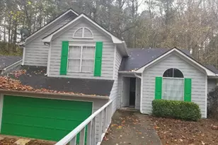 656 Kilkenny Cir, Lithonia, GA 30058 - Photo 1