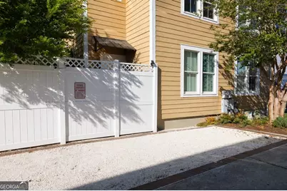 109 W 31st Street, Savannah, GA 31401 - Photo 31