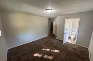 1130 Buckhurst Dr, Atlanta, GA 30349 - Photo 19
