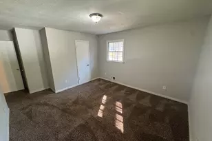 1130 Buckhurst Dr, Atlanta, GA 30349 - Photo 15