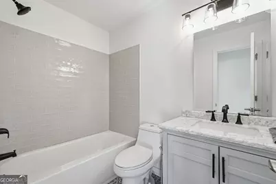 301 Oak Terrace, Alpharetta, GA 30009 - Photo 9
