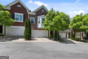 7306 Lowery Oak Dr, Roswell, GA 30075 - Photo 1