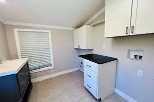 145 Sycamore St, Jesup, GA 31545 - Photo 13