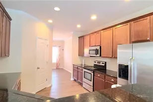2472 Mildon Hall Ln, Lawrenceville, GA 30043 - Photo 5