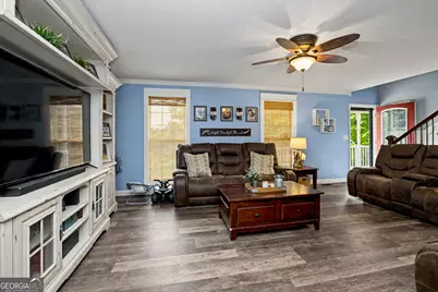 22 Hidden Lakes Court, Newnan, GA 30263 - Photo 5