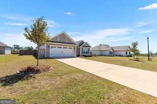 102 Dawson Wyatt Ct, Perry, GA 31069 - Photo 3
