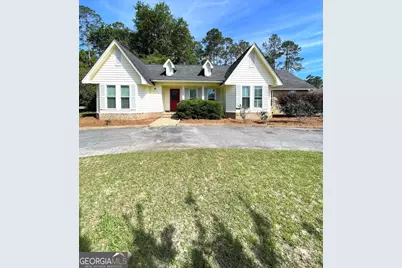 1104 Lakeview Drive, Blackshear, GA 31516 - Photo 1