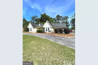 1104 Lakeview Drive, Blackshear, GA 31516 - Photo 5