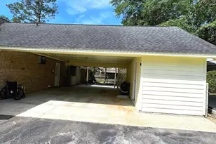 1104 Lakeview Dr, Blackshear, GA 31516 - Photo 13